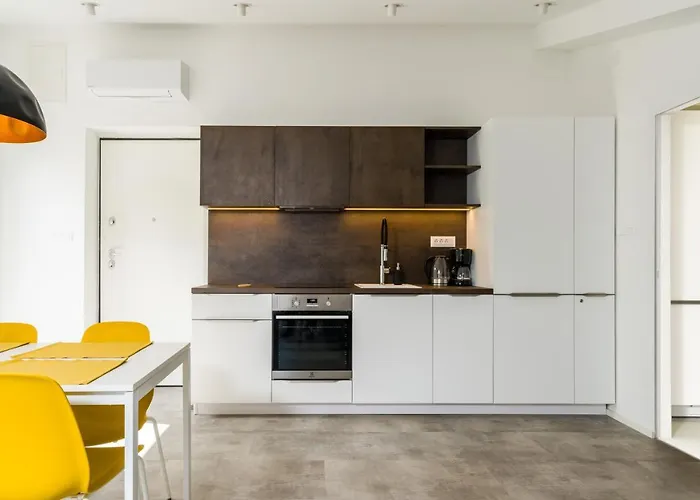 Ana 2 I 3 マリンスカ