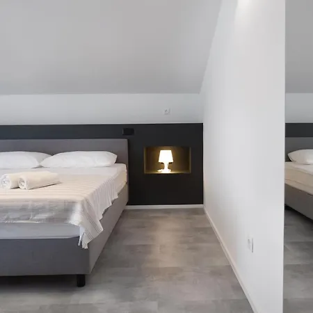 Ana 2 I 3 Apartman *