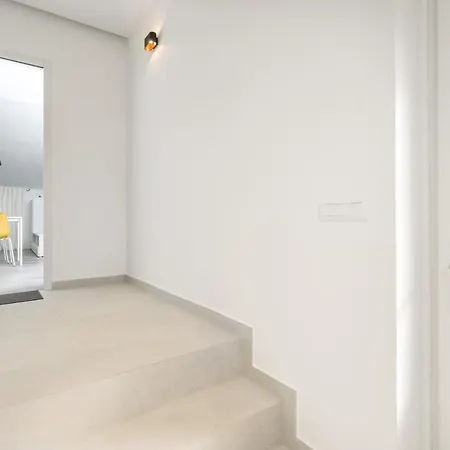 Ana 2 I 3 Apartman Malinska